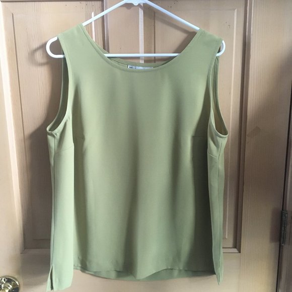 Dress Barn Sage Green Sleeveless Shell - Size 16 - SEE NOTE - Picture 1 of 4